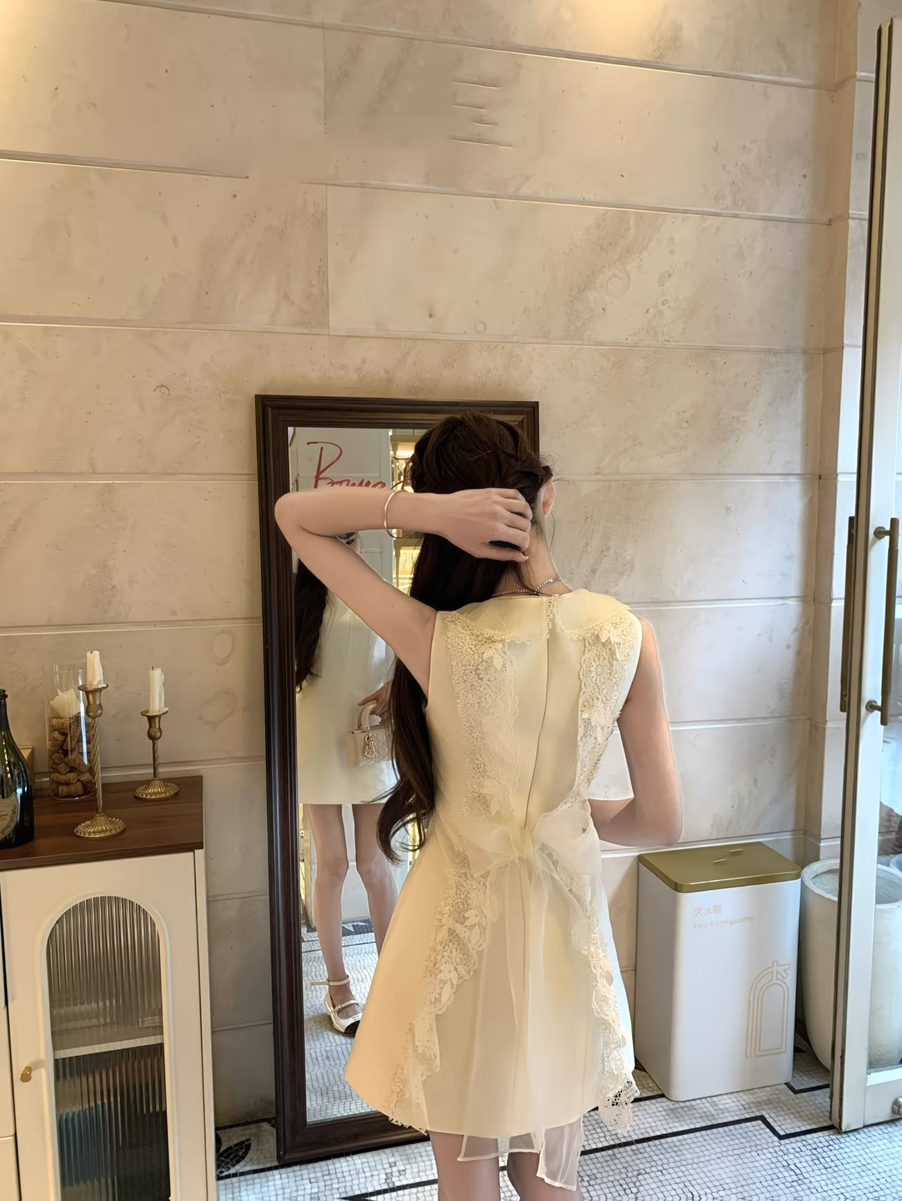 [Ruffle Dress with Bow] Summer New Arrivals: White No-Sleeve Back-Tied Ruffle Dress with Bow, Waist-Defining Short Skirt for an Elegant Look