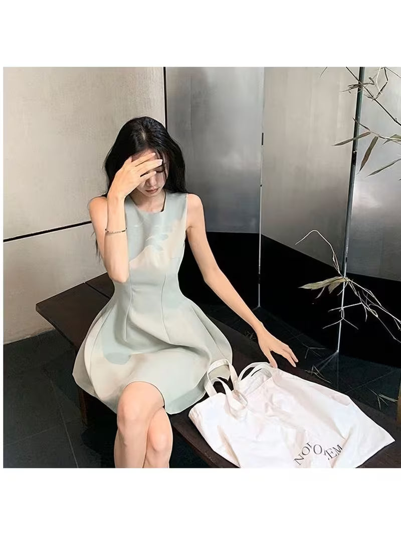 Black Sleeveless Dress for Women, 2026 New Summer Model, Stunning French-style Dress with a Waist-cinching Design for a Effect