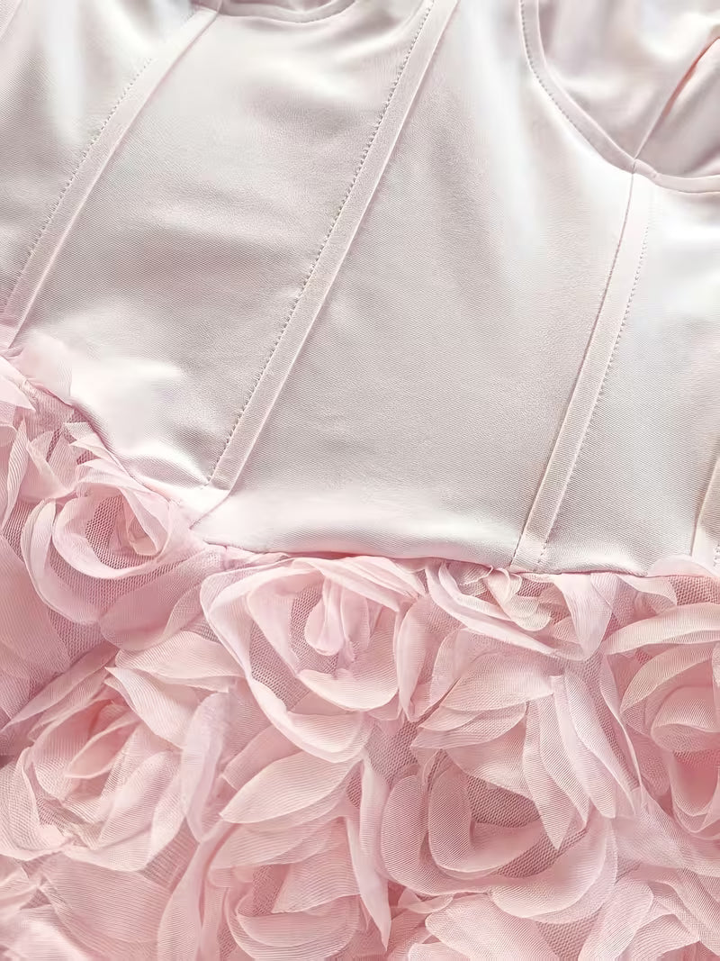 Satin Shoulder Straps, Fishtail Waist Dress, Elegant And Romantic, Stylish And Beautiful, with 3D Floral Embellishments And Ruffled Skirt