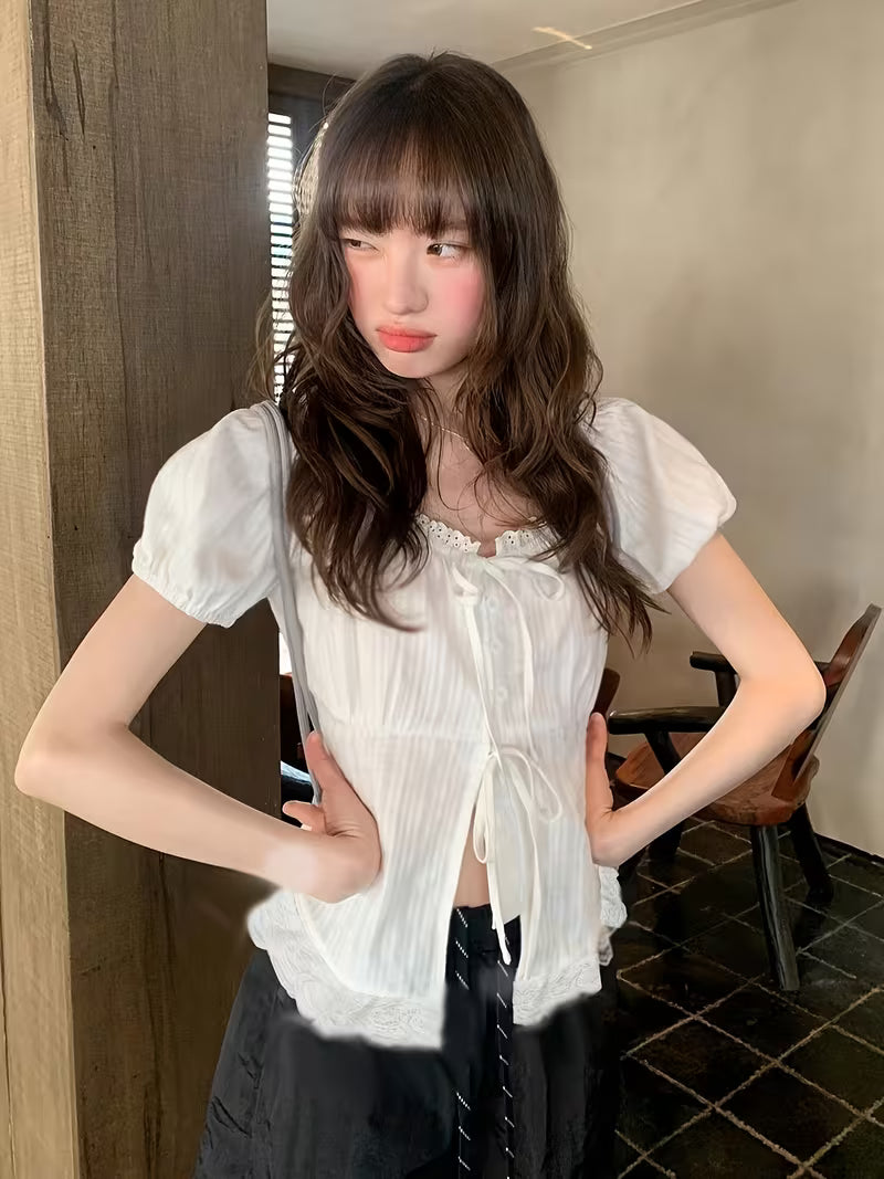 Spring And Summer 2026 New Korean Style Women'S Slim Fit Lace-Up Shirt Top, Sweet Style Lace Trim Tie-Sleeve Short-Sleeve Shirt for Women, Chic French Style Blouse with Unique Design, Elegant Top