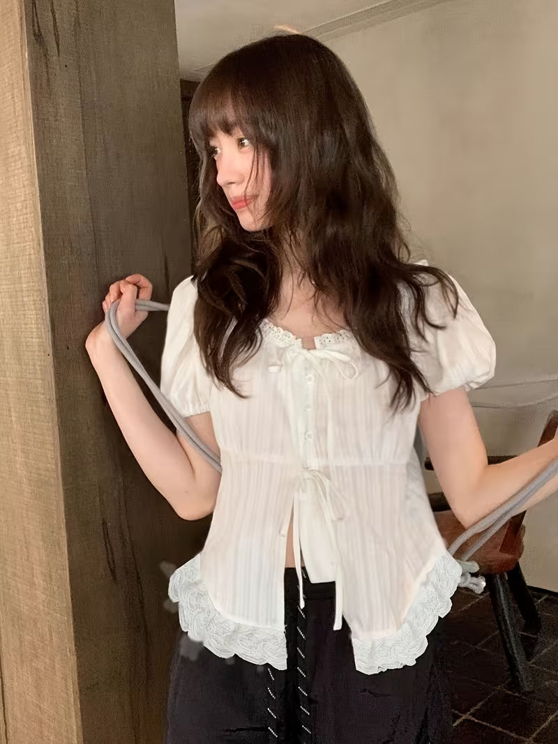 Spring And Summer 2026 New Korean Style Women'S Slim Fit Lace-Up Shirt Top, Sweet Style Lace Trim Tie-Sleeve Short-Sleeve Shirt for Women, Chic French Style Blouse with Unique Design, Elegant Top
