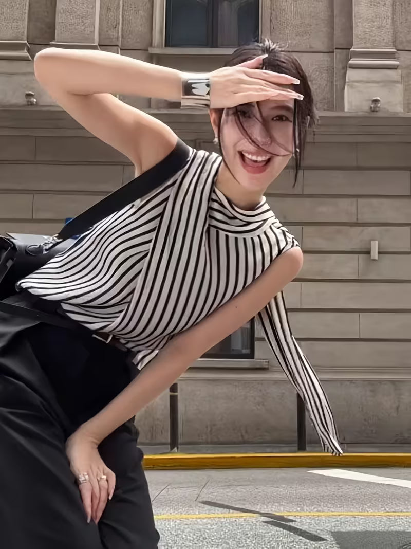 Women's New Summer Striped Halter Tie-Neck Top, Sleeveless, Korean-Style Sweet and Youthful Design