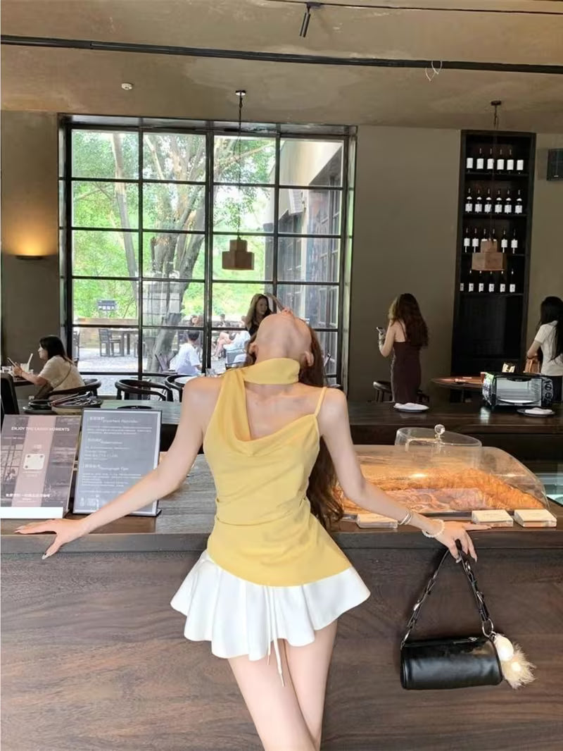 Yellow Ribbon Flowing Collar Women's Summer Short-sleeved Backless Top with Straps