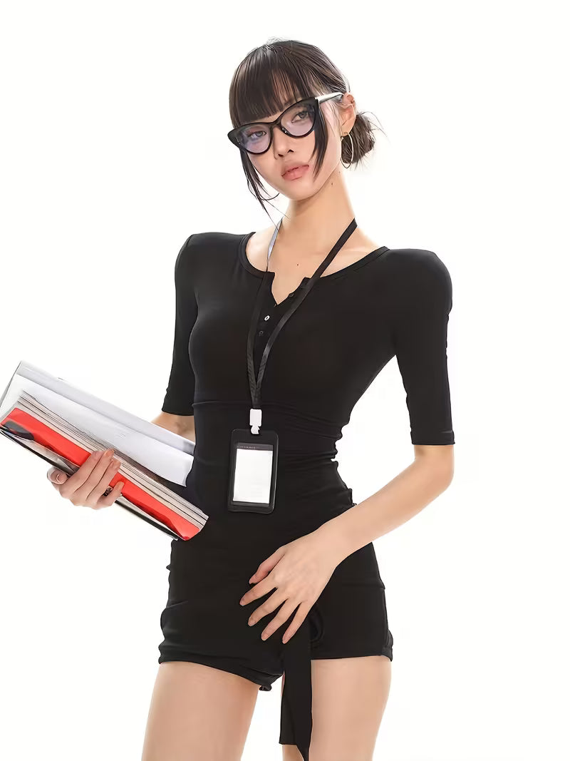 2025 New Sexy Slim-Fit Waist-Defining T-Shirt for Women, Featuring a V-Neck And Button Design, Made from Stretchy And Soft Fabric, Perfect for Evening Dates, Music Festivals, Parties, Travel, Work Commutes, And Everyday Outings