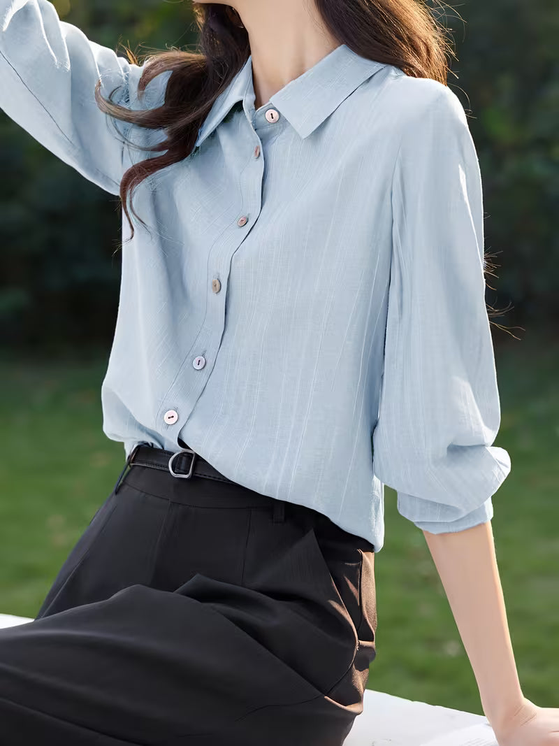 Women's Shirt, Soft and Flowing Fabric with Designer Color Gradient, Fit with Regular Shoulders, Casual and Commutable, Spring/Summer Clothing, Daily Commute Style