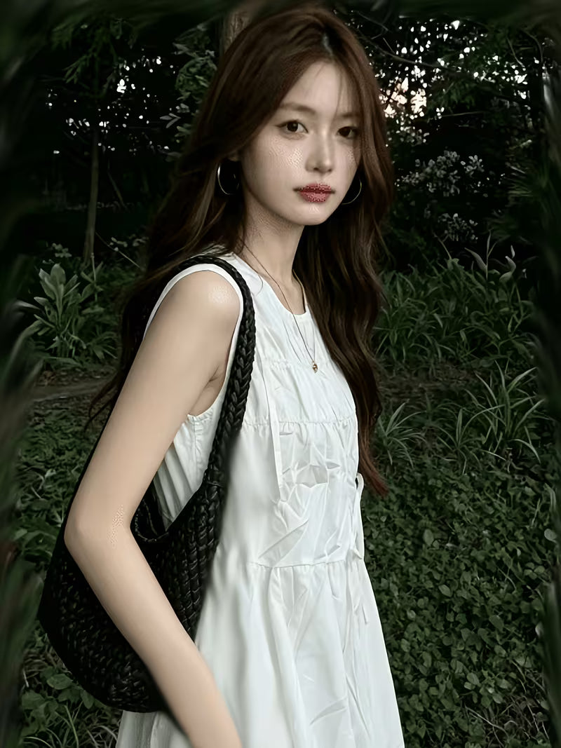 Spring/Summer 2026 New Women's White Cropped Dress, Korean Style Chic Niche Vintage Round Neck Ruched Bow Tie Tie-Up Sleeveless Tank Dress for Petite Women